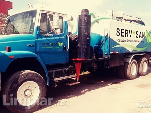 Camion de limpieza