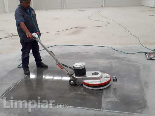 pulido de piso de concreto